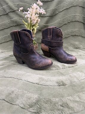 Corral ankle western boots